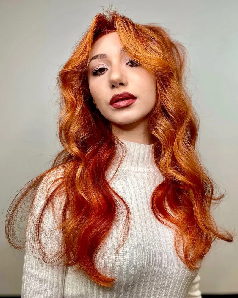 Colorare cupru vibrant realizată la salonul Before & After Timișoara